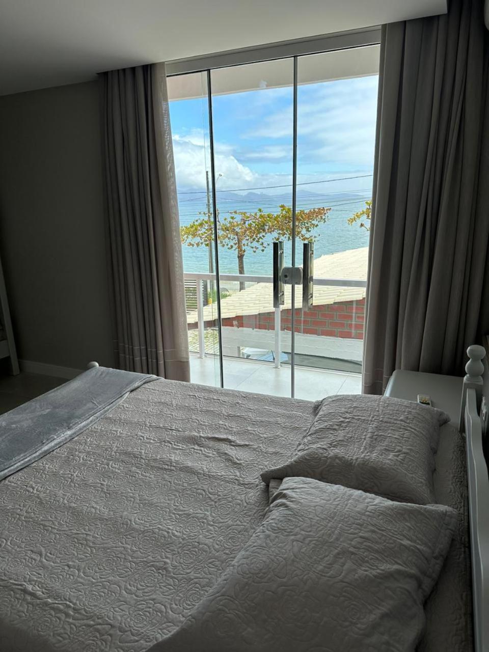 Apartamento Frente Mar Na Baia De Porto Belo Eksteriør bilde