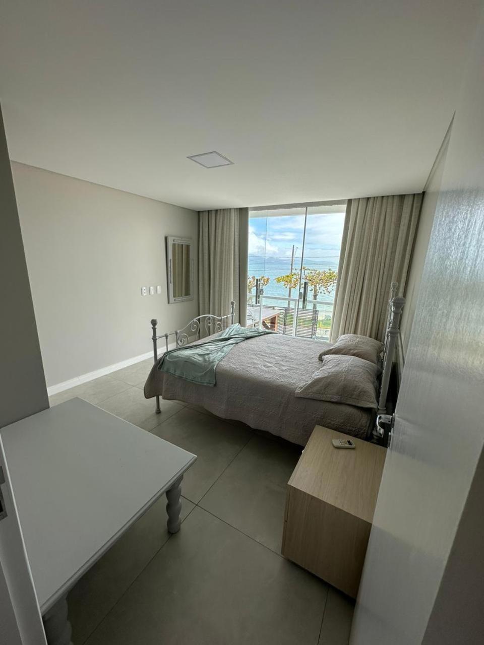Apartamento Frente Mar Na Baia De Porto Belo Eksteriør bilde